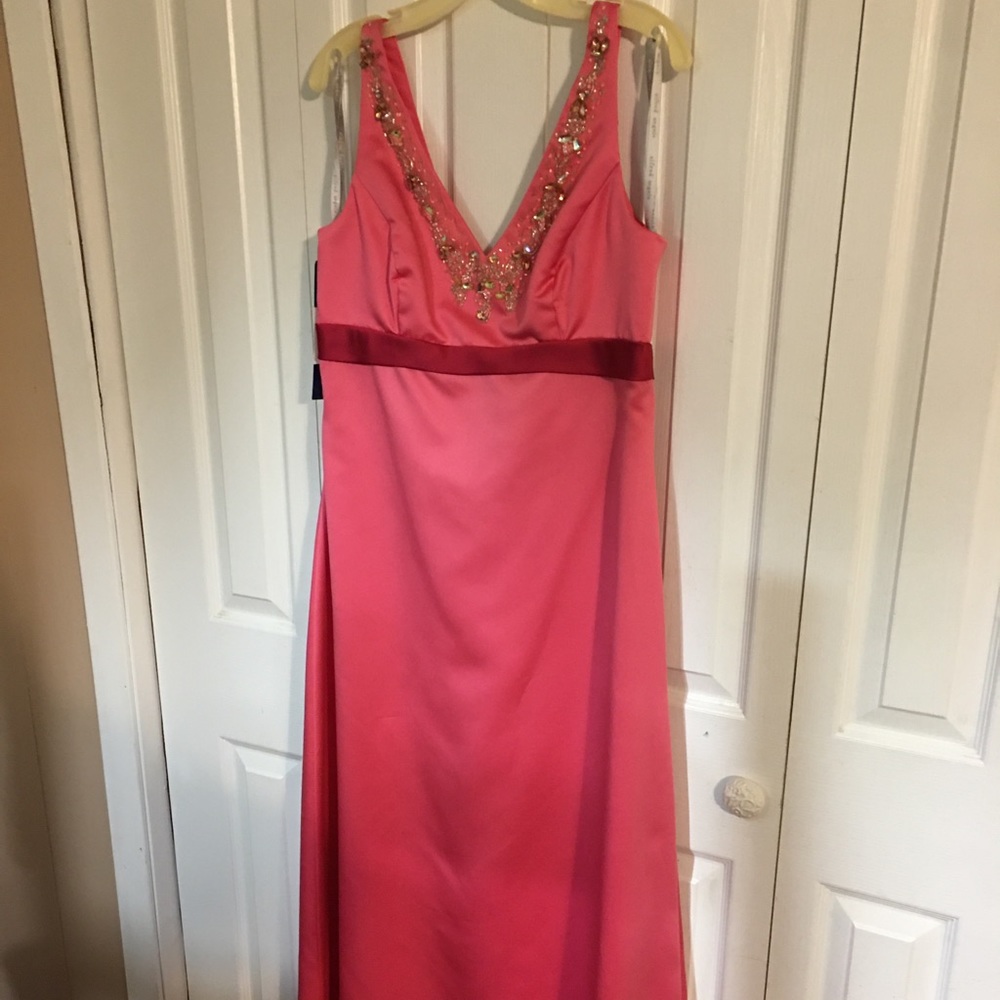 Elegant Ball Gown Prom Dress